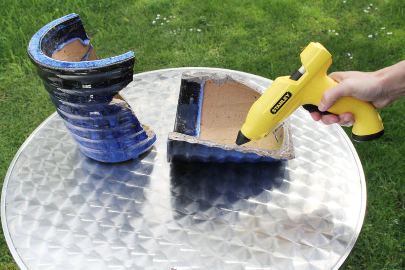 Stanley (STHT6-70416) Cordless Glue Gun