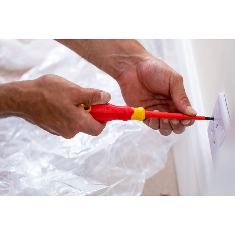 Stanley (STHT60030-0) VDE Conjunto Pozi e chaves de fendas com ranhura, 2 peças.