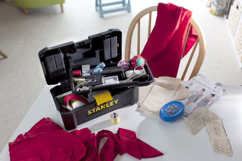 Stanley (STST1-75514) 12-1/2 in. Essential Tool Box