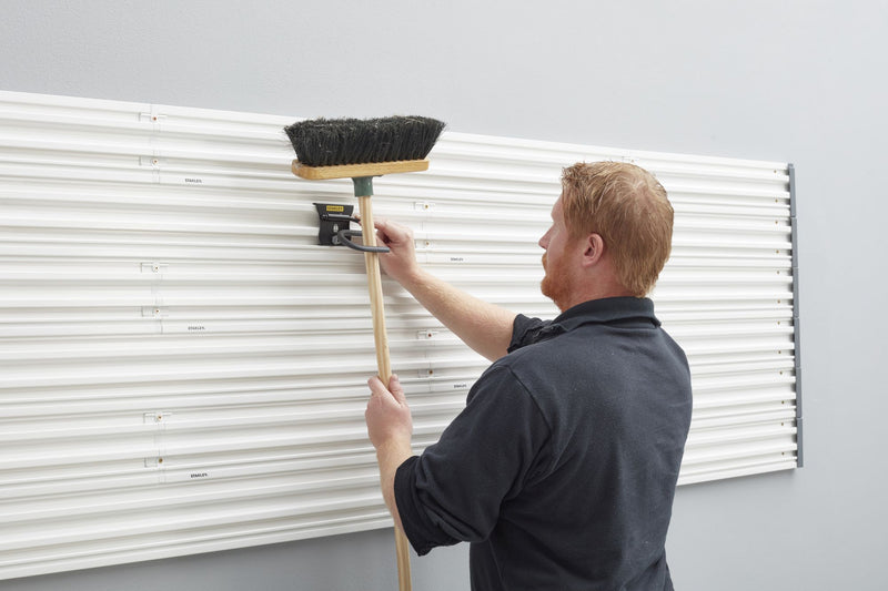 Stanley (STST82605-1) Sistema de calhas de parede com gancho de pivot curvo