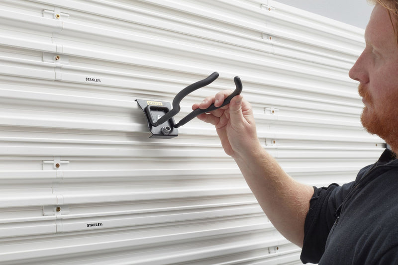 Sistema de calhas de parede Stanley (STST82609-1) Gancho para equipamentos elétricos de exterior