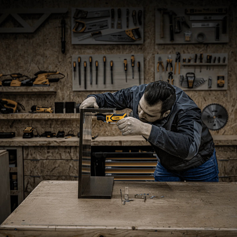 Vito (VIMSFL4) Ferramenta multifunções sem fios 4.0V Li - 1.5mAh