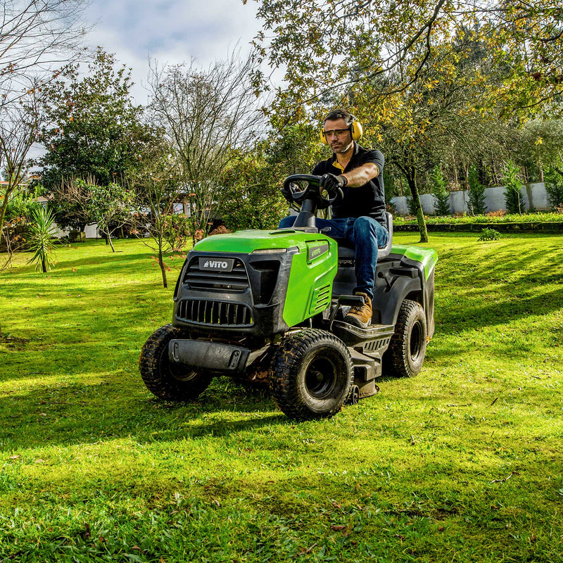 Tractor cortacésped hidrostático Vito (VITCRH86) de 86 cm