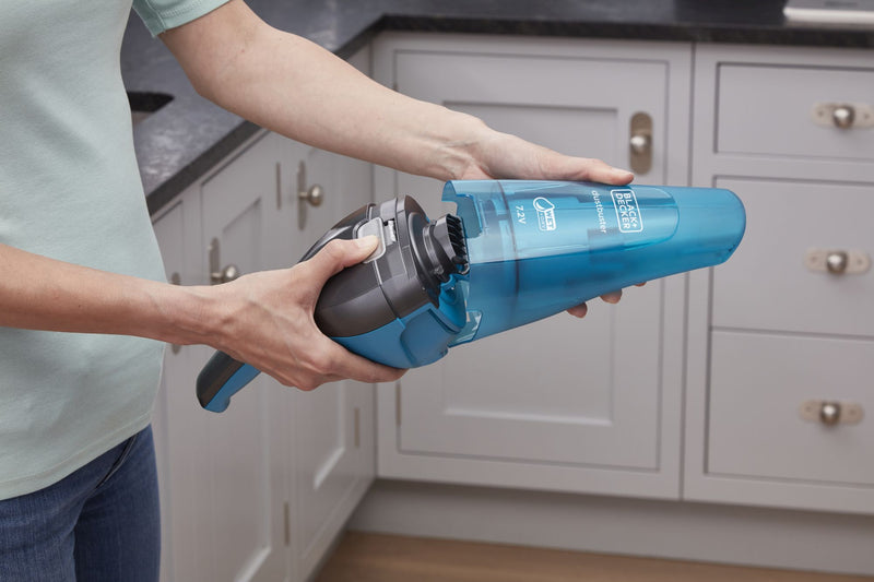 Black&Decker (WDC215WA-QW) Handheld vacuum cleaner with accessories for wet and dry surfaces. 7.2V 1.5Ah lithium power.