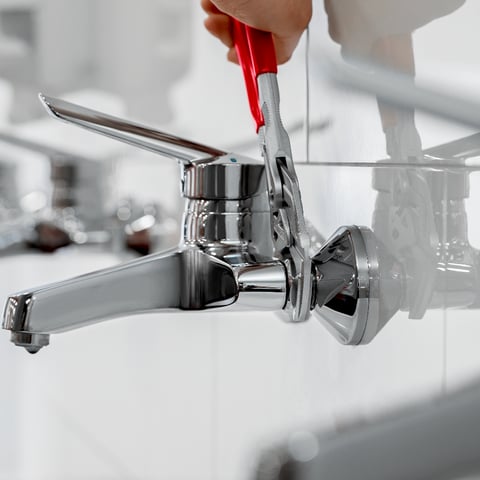 Knipex (86 03 250) Pliers Wrench Pliers and a wrench in a single tool